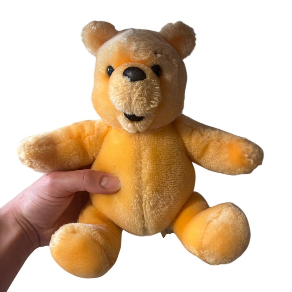 Vintage 1980s/1990s Disneyland Walt Disney World Winnie the Pooh Plush Poseable